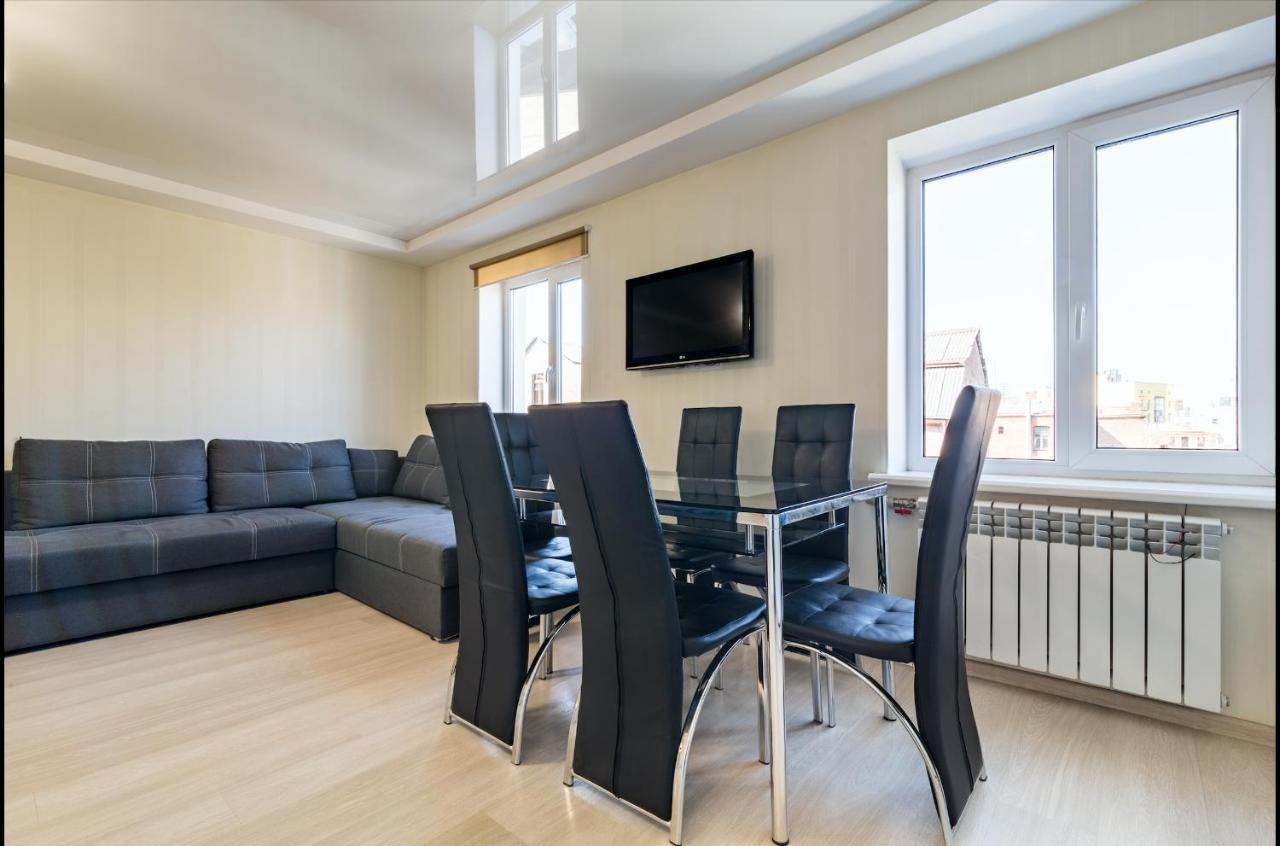 Luxury 2-Bedroom Most City Area, Center Днепър Екстериор снимка